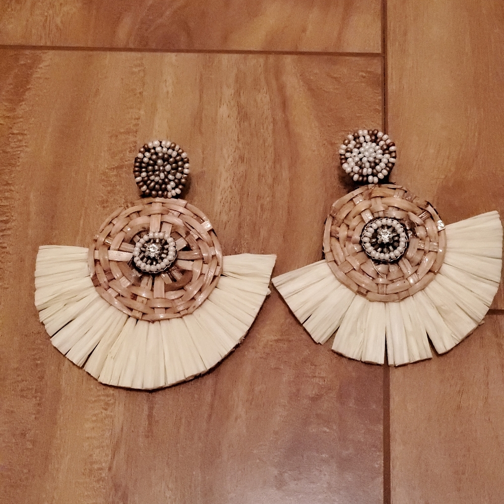 🆕️ NWT Beaded Statement Earrings
